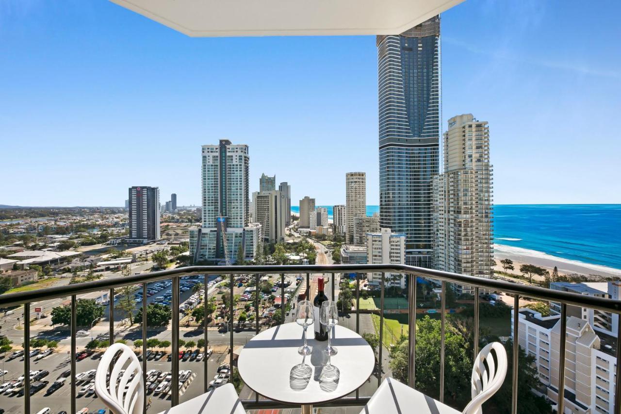 Beachside Studio With Ocean And Views Apartment